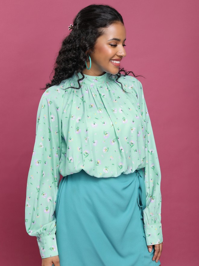 Tokyo Talkies Women Green Printed Blouson Tops 