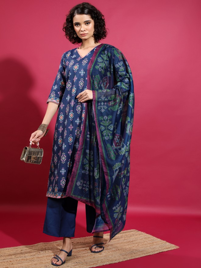 Vishudh Women Navy Blue Printed Kurta Sets 