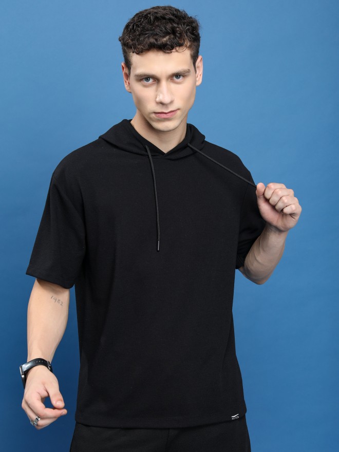 Ketch Men Black Solid Hood T-Shirts 