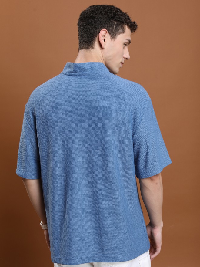 Highlander Men Blue Solid High Neck T-Shirts 