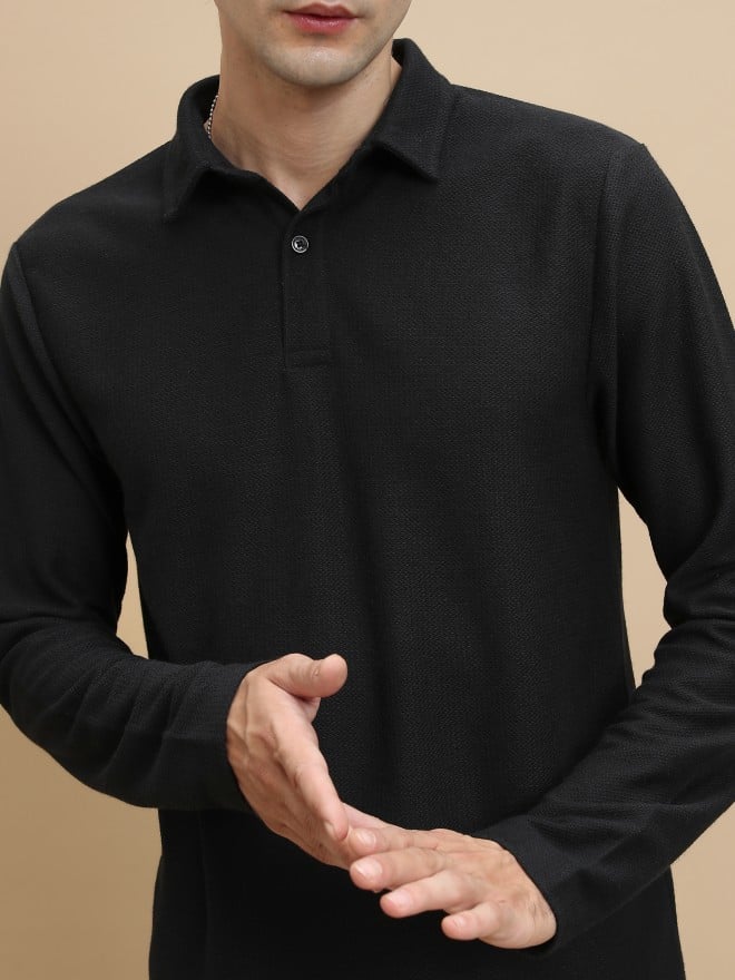 Highlander Men Black Solid Polo Collar Polo T-Shirts 