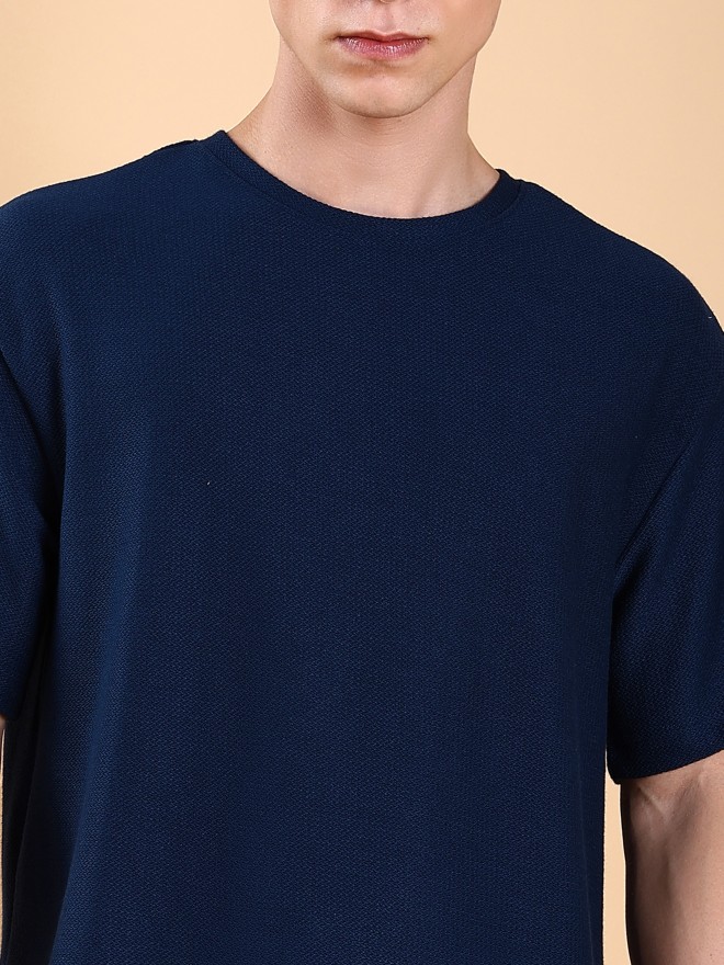 Highlander Men Navy Blue Solid Round Neck T-Shirts 