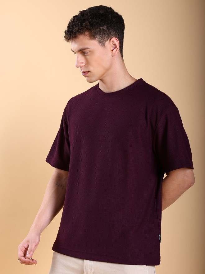 Highlander Men Burgundy Solid Round Neck T-Shirts 