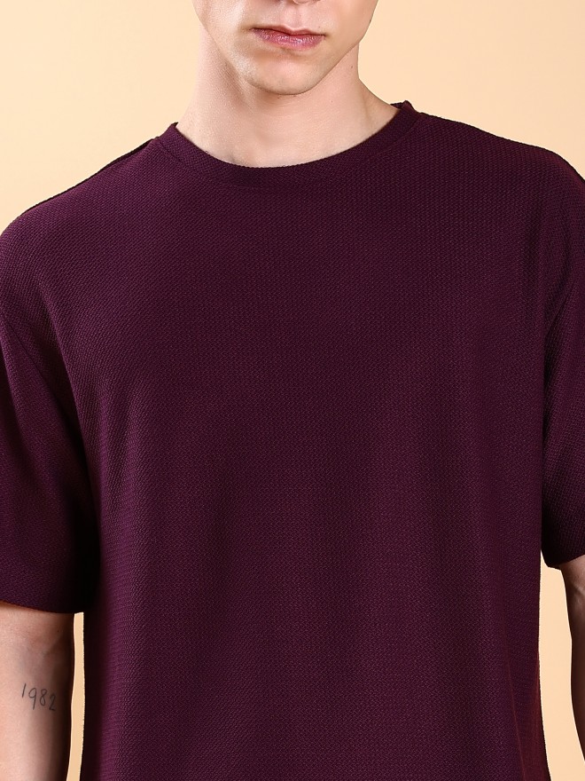 Highlander Men Burgundy Solid Round Neck T-Shirts 