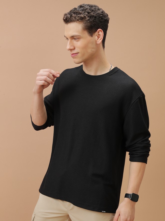 Highlander Men Black Solid Round Neck T-Shirts 