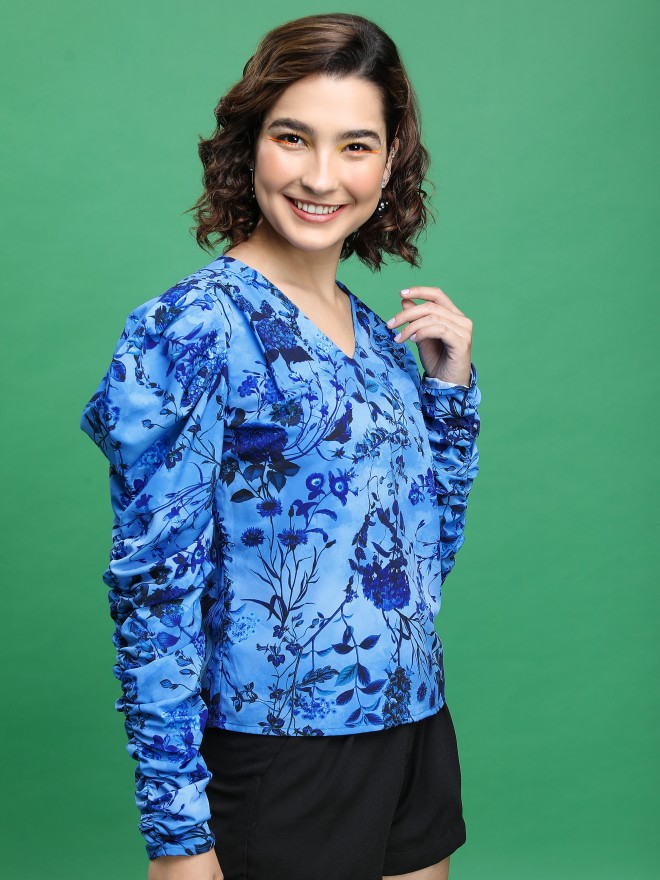 Tokyo Talkies Women Blue Printed Blouson Tops 