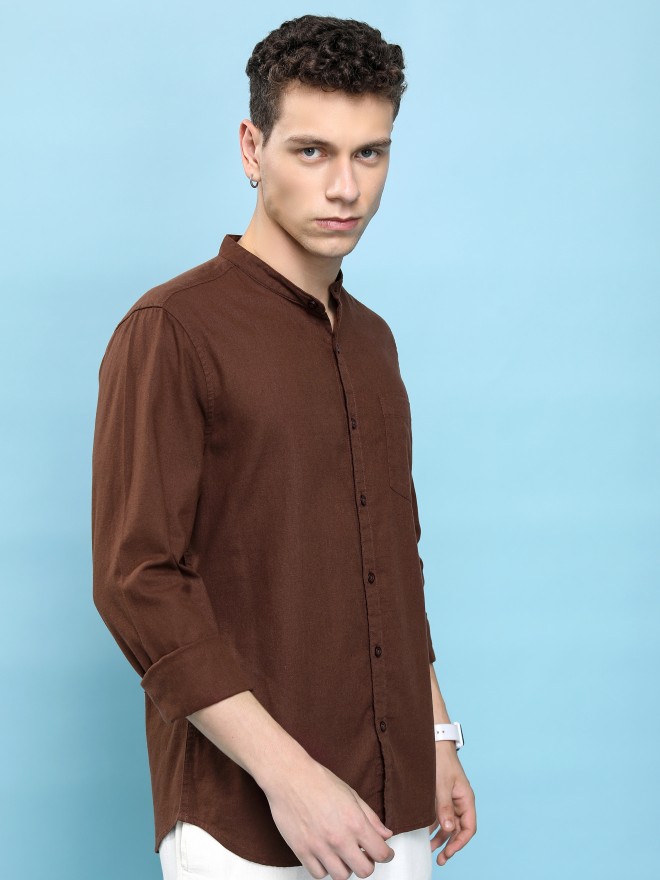 Highlander Men Brown Solid Slim Fit Casual Shirts 