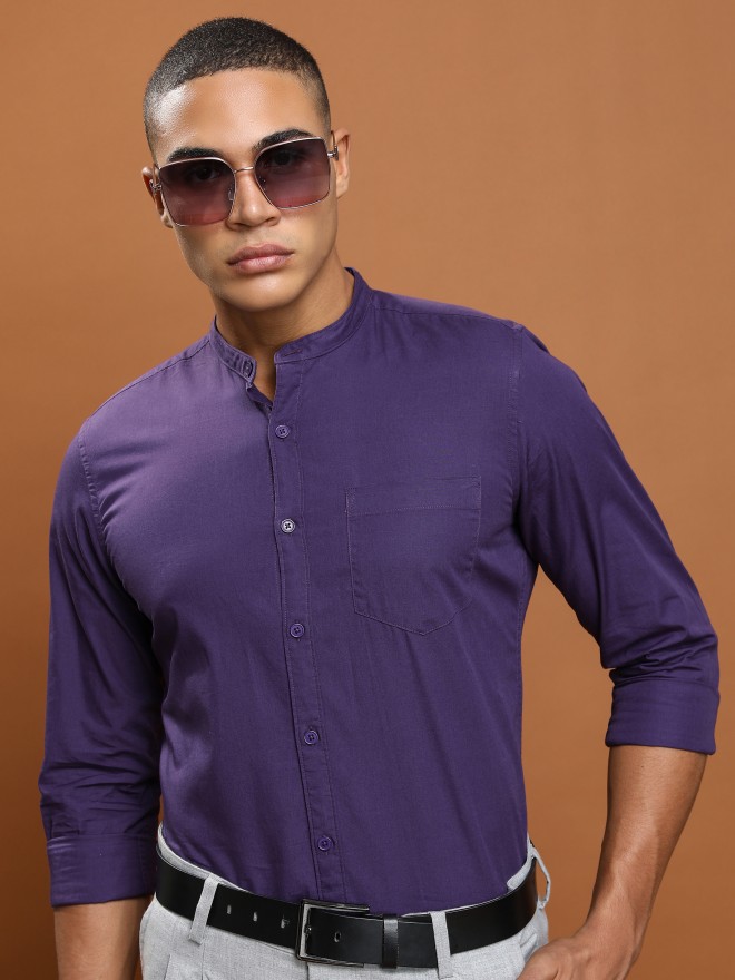 Highlander Men Purple Solid Slim Fit Casual Shirts 