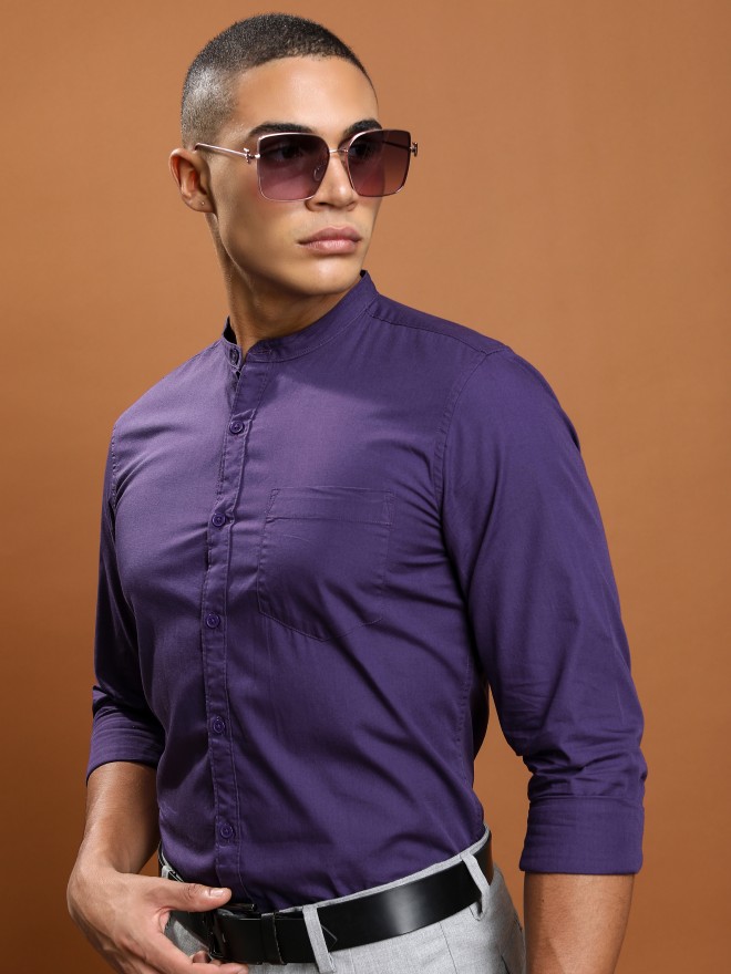 Highlander Men Purple Solid Slim Fit Casual Shirts 