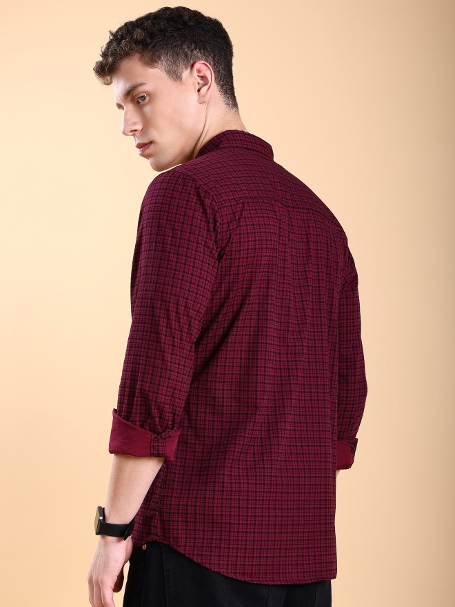 Highlander Men Maroon Checked Slim Fit Casual Shirts 