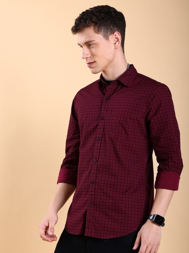 Highlander Men Maroon Checked Slim Fit Casual Shirts 