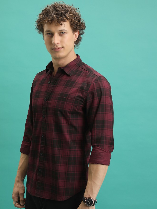 Highlander Men Maroon Checked Slim Fit Casual Shirts 