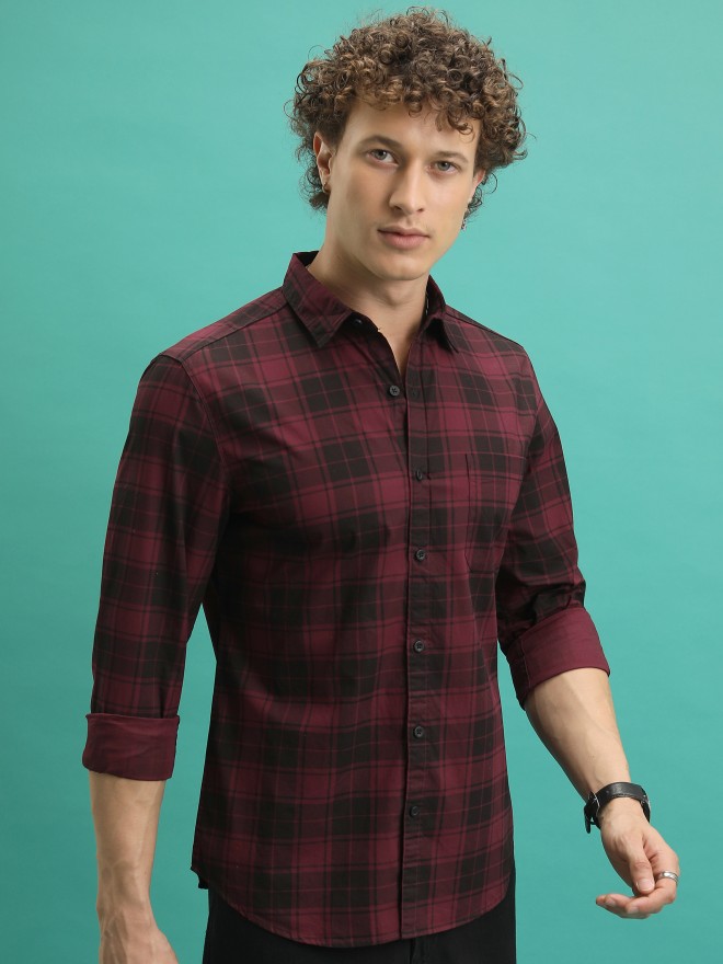 Highlander Men Maroon Checked Slim Fit Casual Shirts 