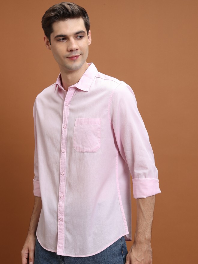 Highlander Men Pink Solid Slim Fit Casual Shirts 