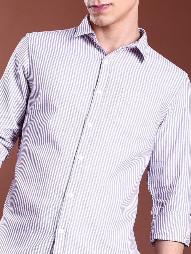 Highlander Men Lavender Striped Slim Fit Casual Shirts 