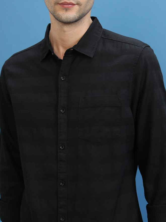 Ketch Men Black Striped Slim Fit Casual Shirts 