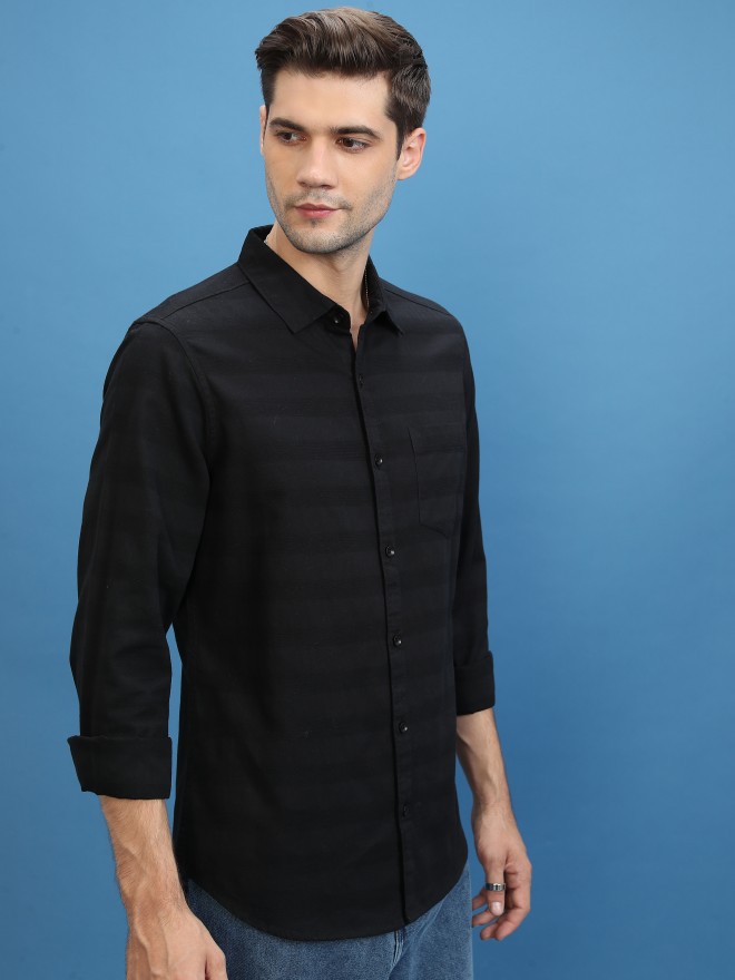 Ketch Men Black Striped Slim Fit Casual Shirts 