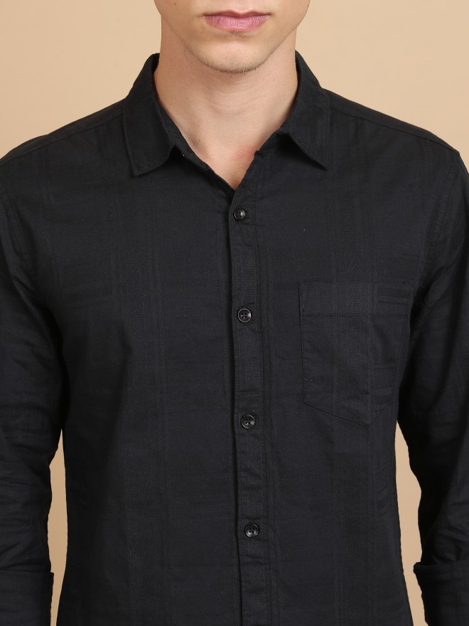 Ketch Men Black Solid Slim Fit Casual Shirts 