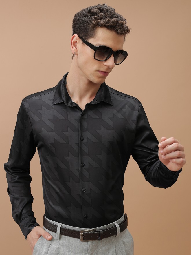 Highlander Men Black Printed Slim Fit Casual Shirts 