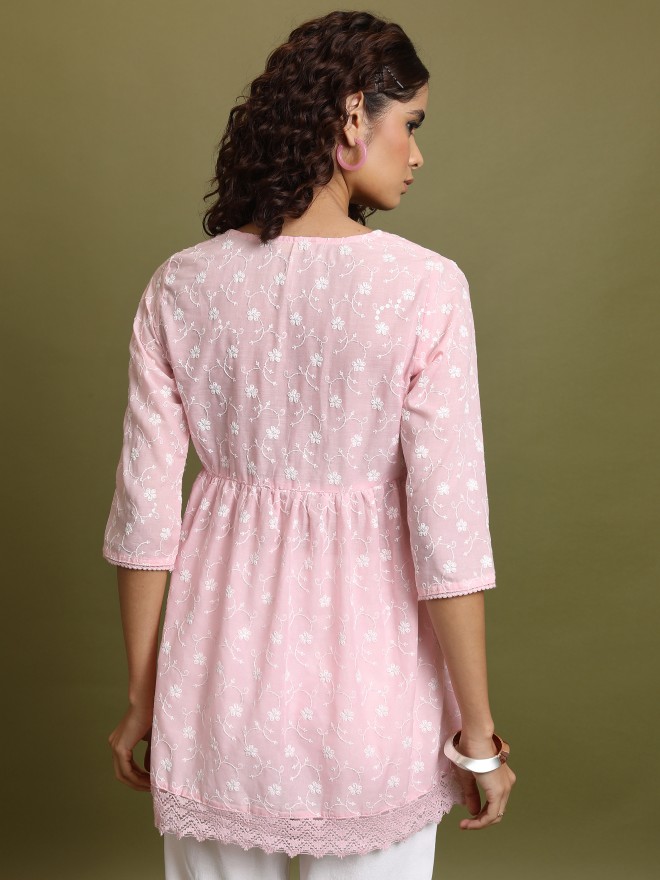 Vishudh Women Pink Embroidered Straight Kurtas 