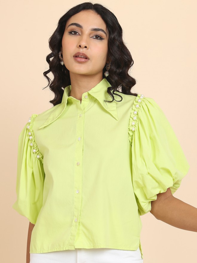 Tokyo Talkies Women Green Solid Casual Shirts 