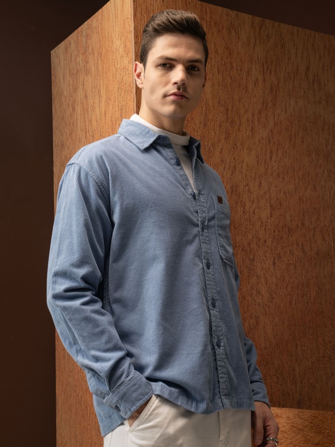 Locomotive Men Blue Solid Oversized Fit Casual Shirts 