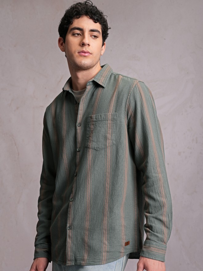 Locomotive Men Olive Striped Regular Fit Casual Shirts 