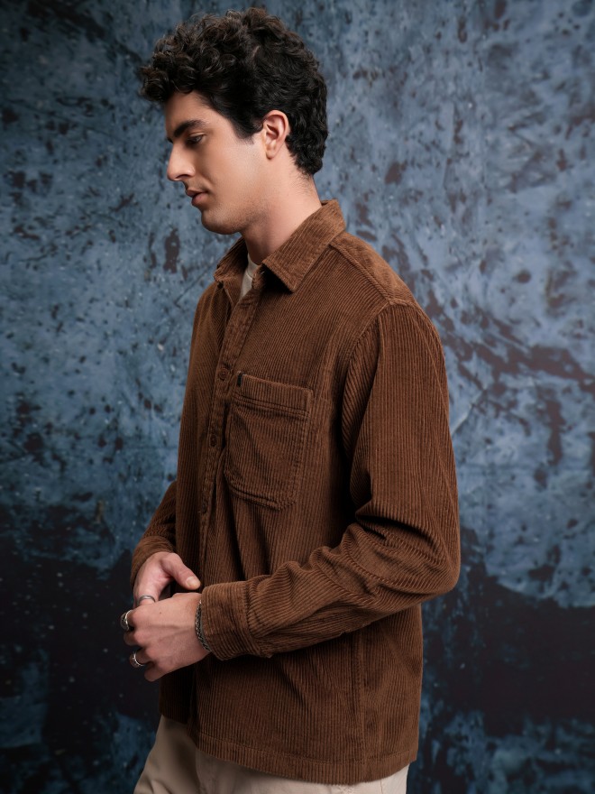 Locomotive Men Brown Solid Oversized Fit Casual Shirts 