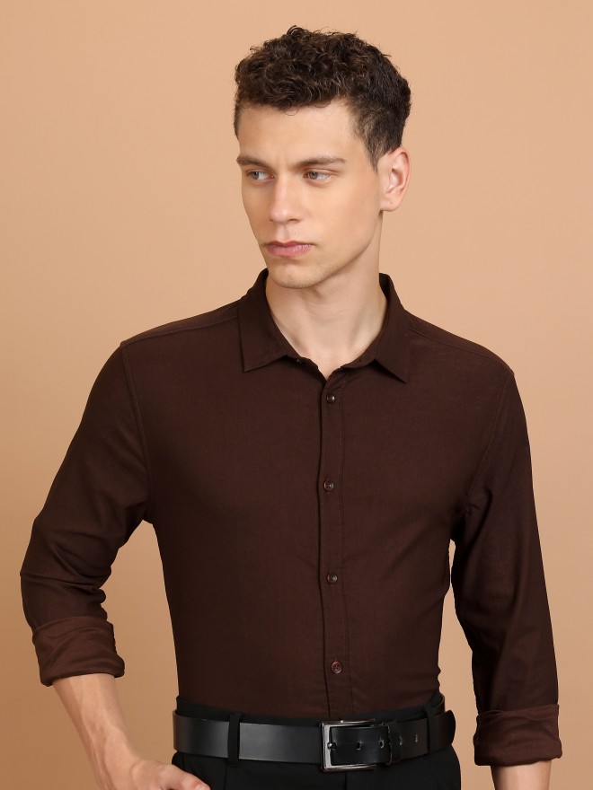 Highlander Men Brown Solid Slim Fit Casual Shirts 