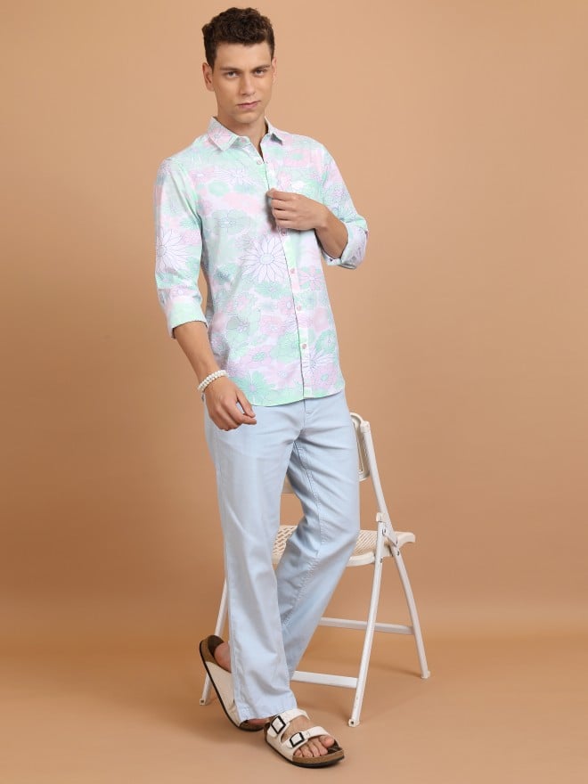 Highlander Men Pink Printed Slim Fit Casual Shirts 