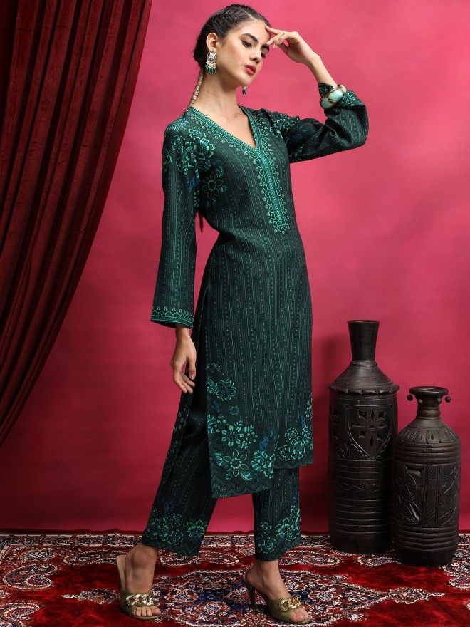 Vishudh Women Green Printed Kurta Sets