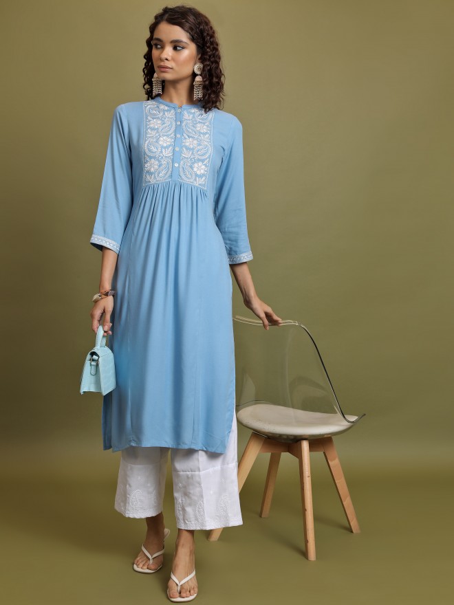 Vishudh Women Blue Embroidered Straight Kurtas 