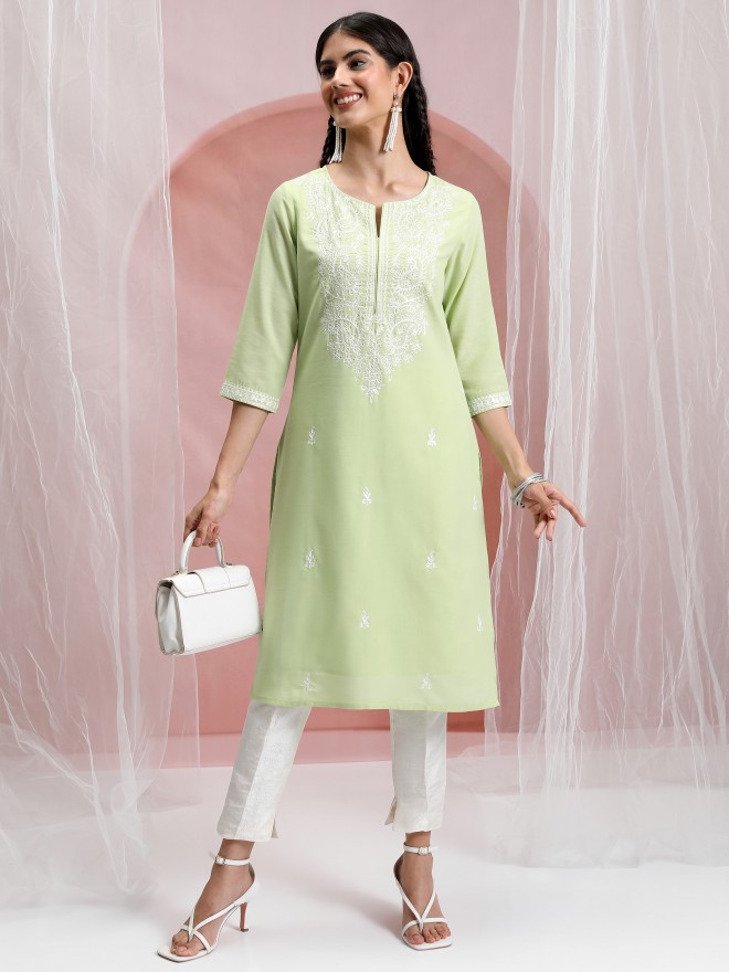 Vishudh Women Green Embroidered Straight Kurtas 