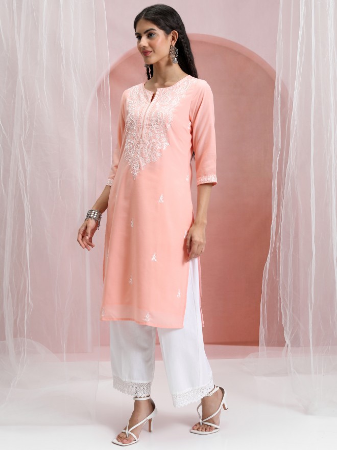 Vishudh Women Peach Embroidered Straight Kurtas 