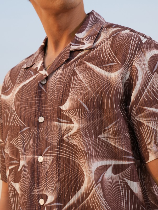 Locomotive Men Brown Printed Relaxed Fit Casual Shirts 