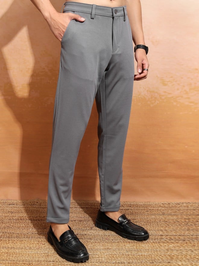 Highlander Men Grey Regular Fit Solid Chinos