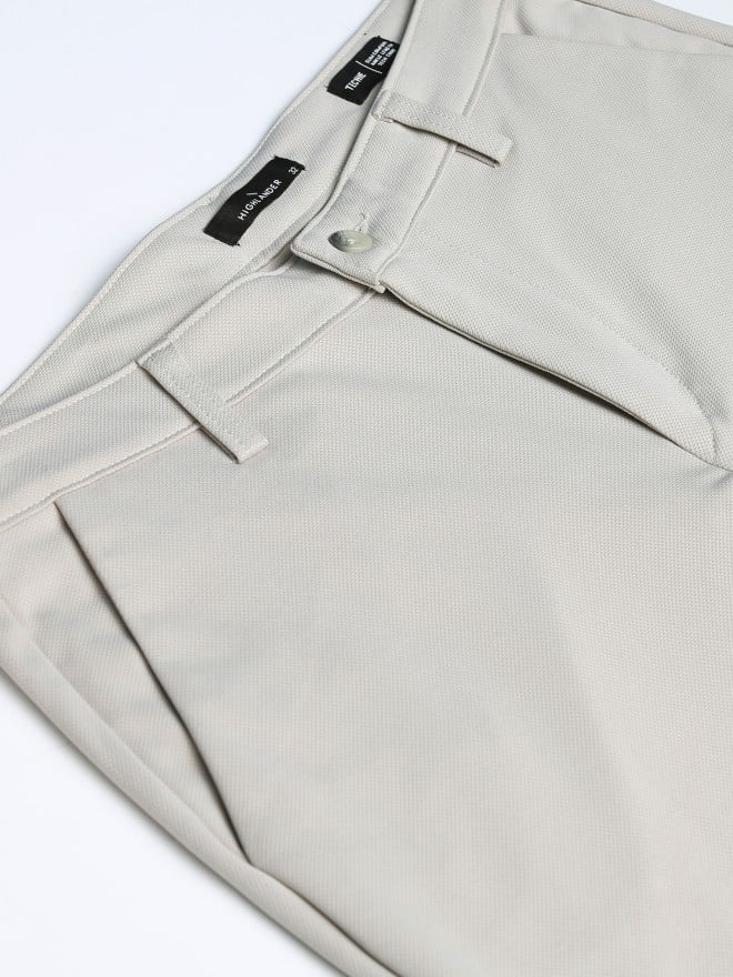 Highlander Men Grey Slim Fit Solid Chinos