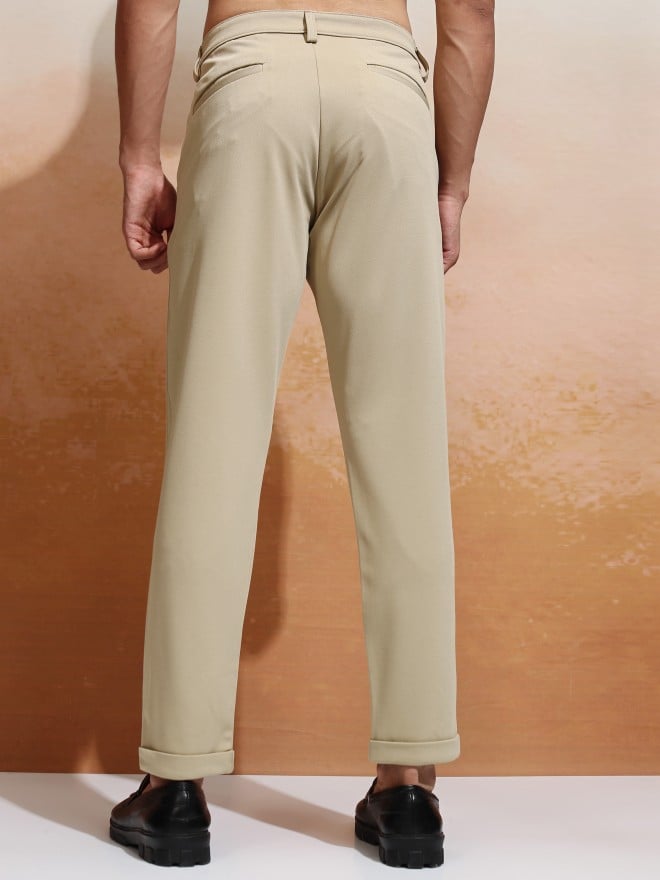 Highlander Men Beige Slim Fit Solid Chinos