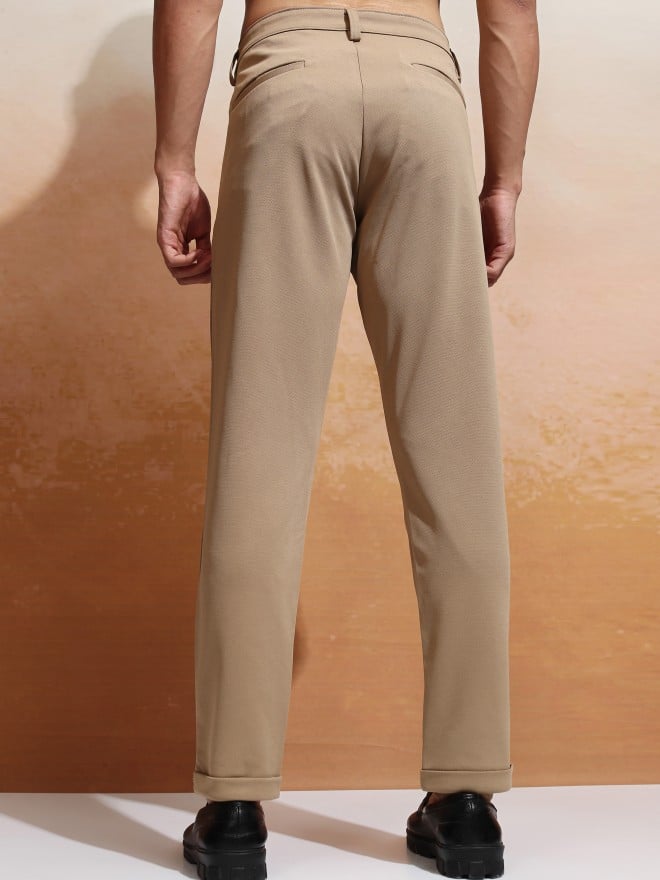 Highlander Men Beige Slim Fit Solid Chinos