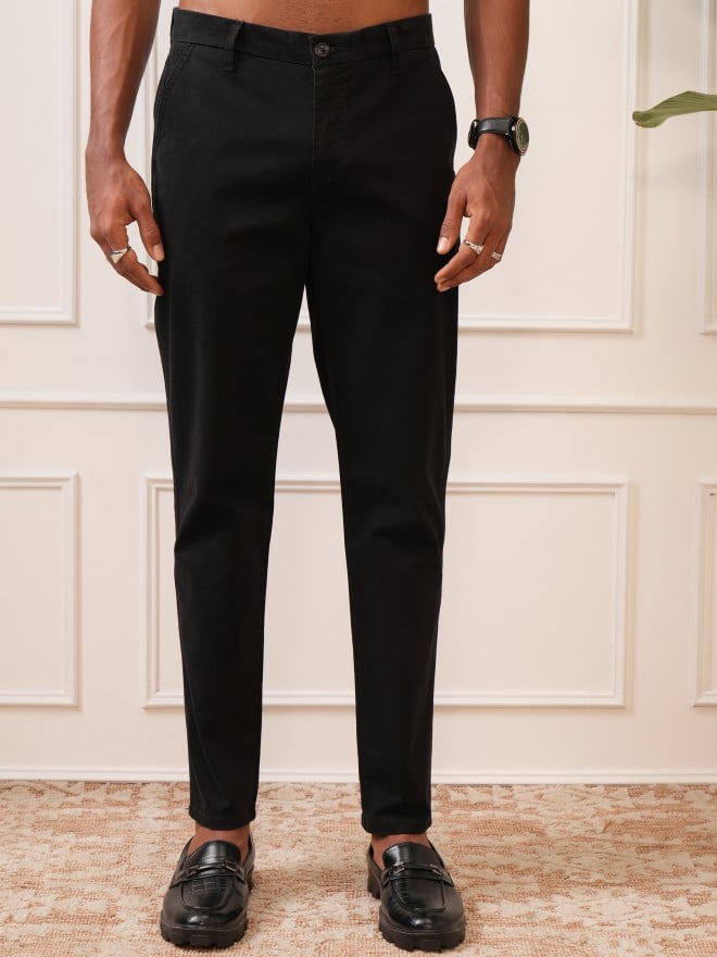 Locomotive Men Black Regular Fit Solid Chinos