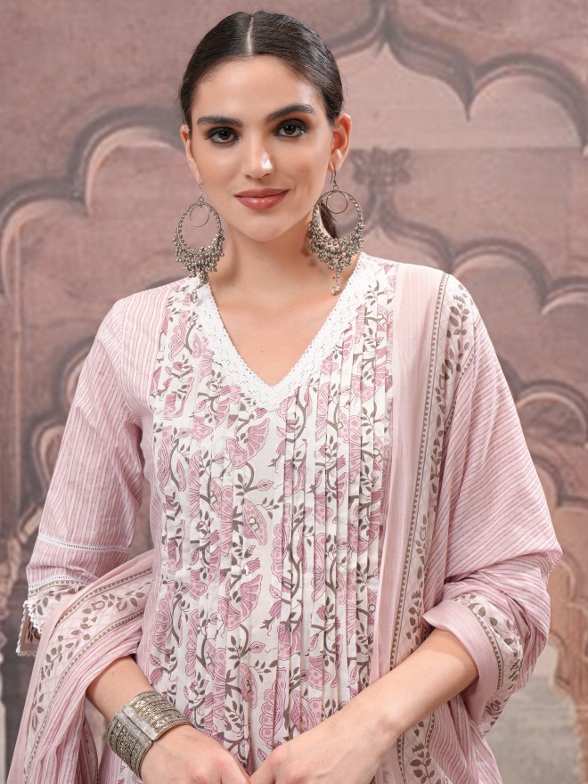 Vishudh Women Pink Printed Kurta With Trousers And Dupatta