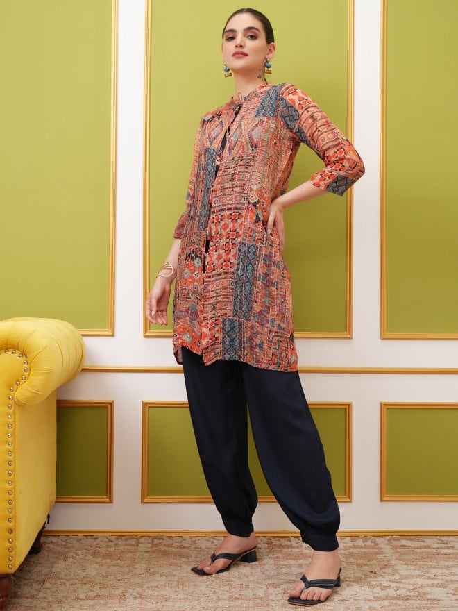 Vishudh Women Blue Printed Kurta Sets 