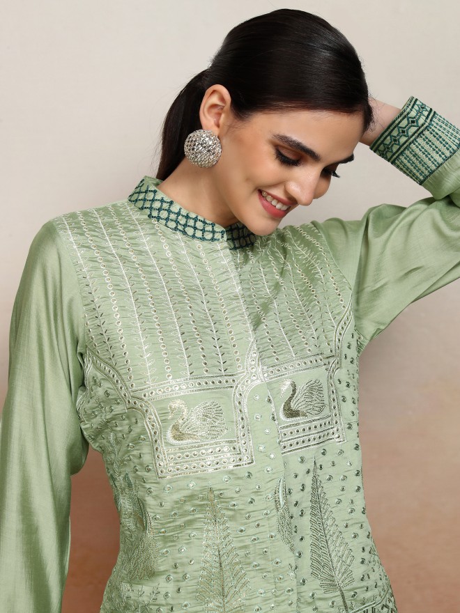 Vishudh Women Green Printed Kurta With Trousers