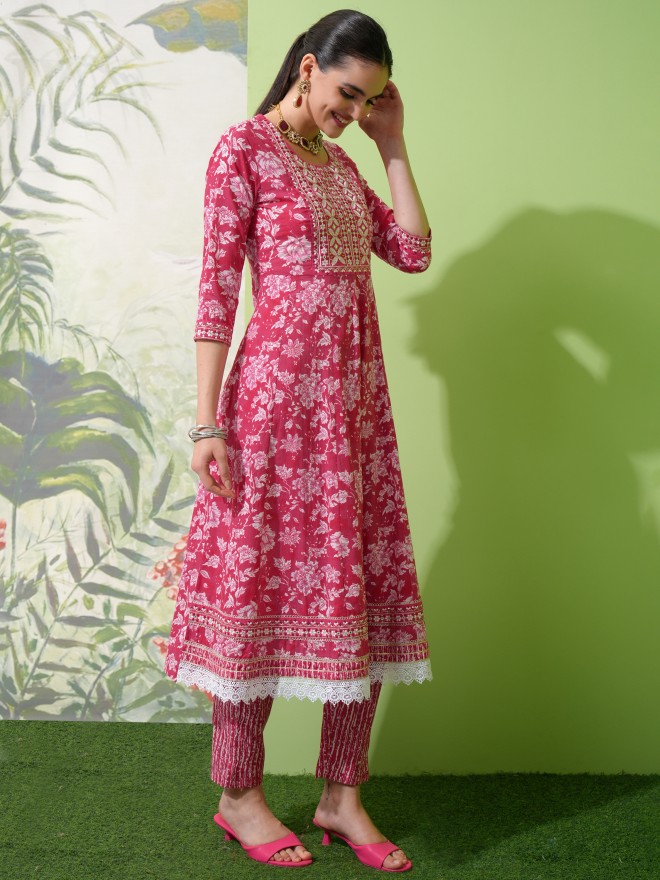 Vishudh Women Pink Printed Kurta With Trousers & Dupatta