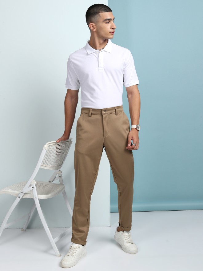 Highlander Men Brown Regular Fit Solid Chinos