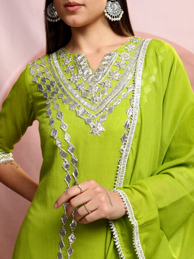 Vishudh Women Green Embroidered Kurta With Trousers And Dupatta