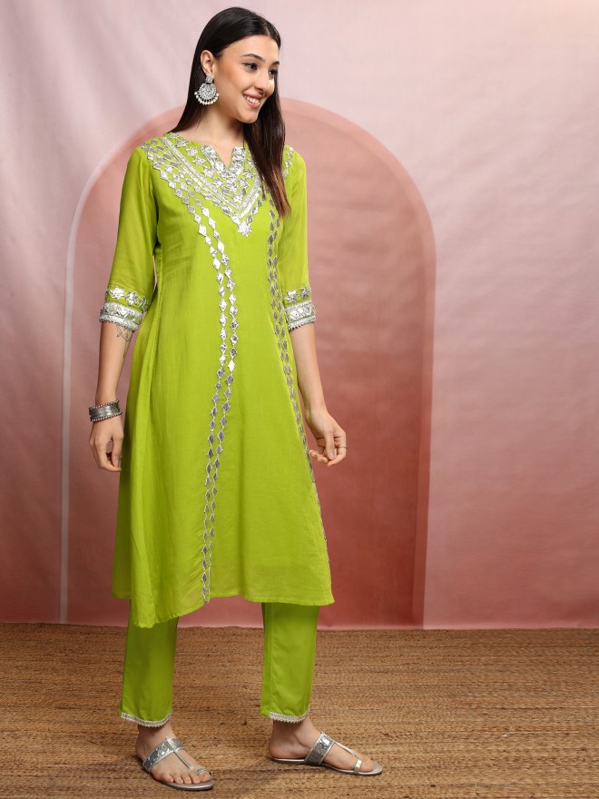 Vishudh Women Green Embroidered Kurta With Trousers And Dupatta