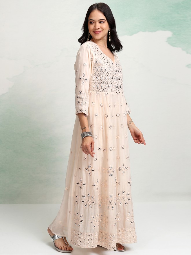 Vishudh Women Cream Embroidered Kurta With Trousers And Dupatta