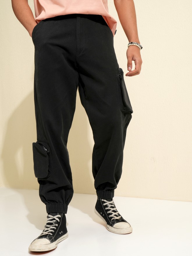 Highlander Men Black Carpenter Fit Solid Joggers