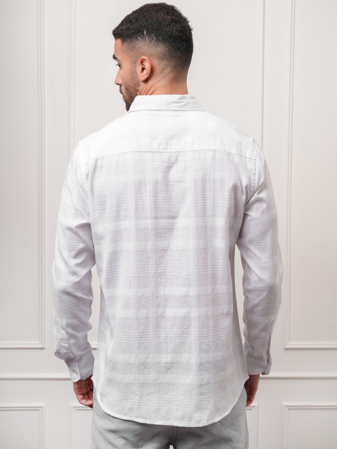 Locomotive Premium Men White Checked Regular Fit Casual Shirt